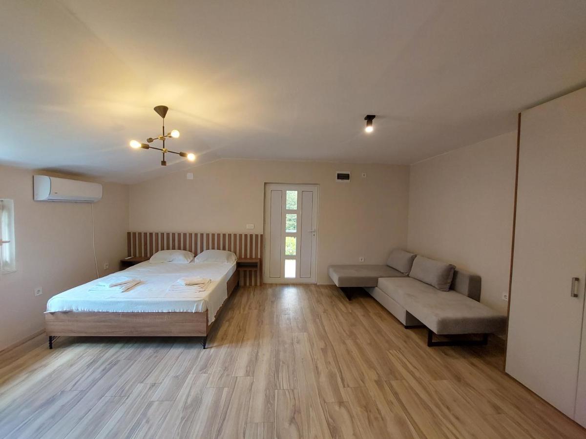 Superb Apartments Virpazar Εξωτερικό φωτογραφία